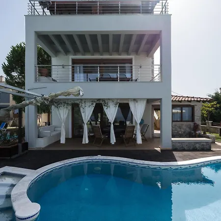 Wonder View By Luxlikehome Villa *